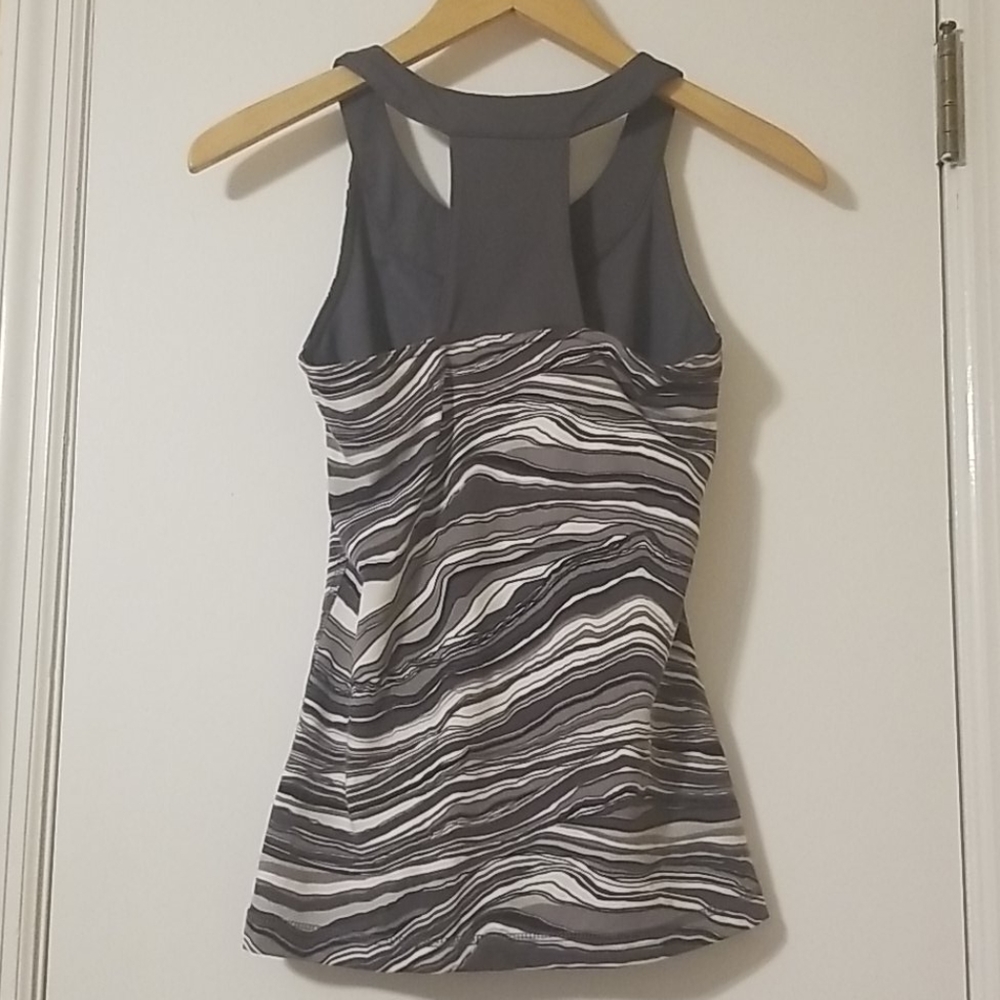 Yoga top - Picture 3 of 4